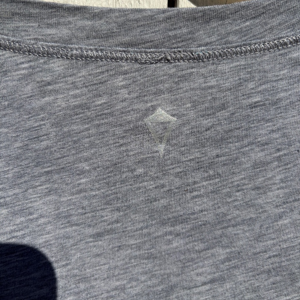 Ivivva girls long sleeve tee gray - Picture 11 of 11